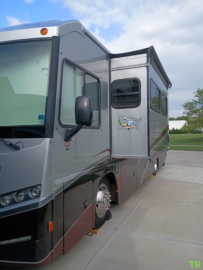 Used 2015 Winnebago Forza 34T