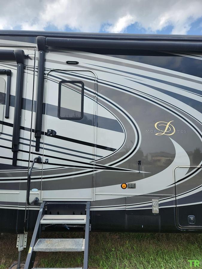 Used 2020 DRV Mobile Suite 44 Columbus