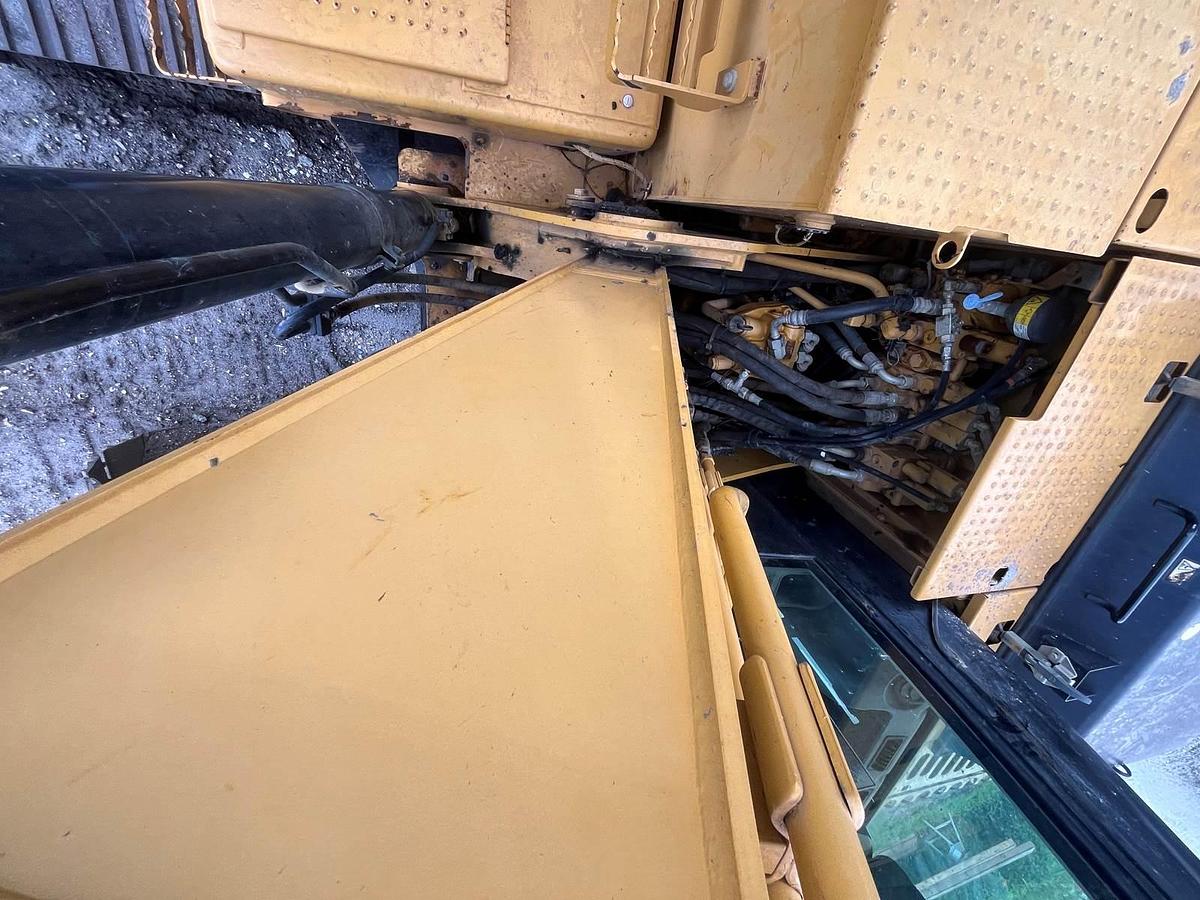 Used 2016 Caterpillar CAT 313F Excavator