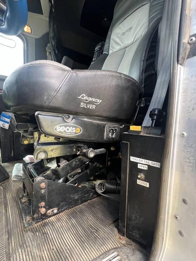 Used 2014 Kenworth W900L