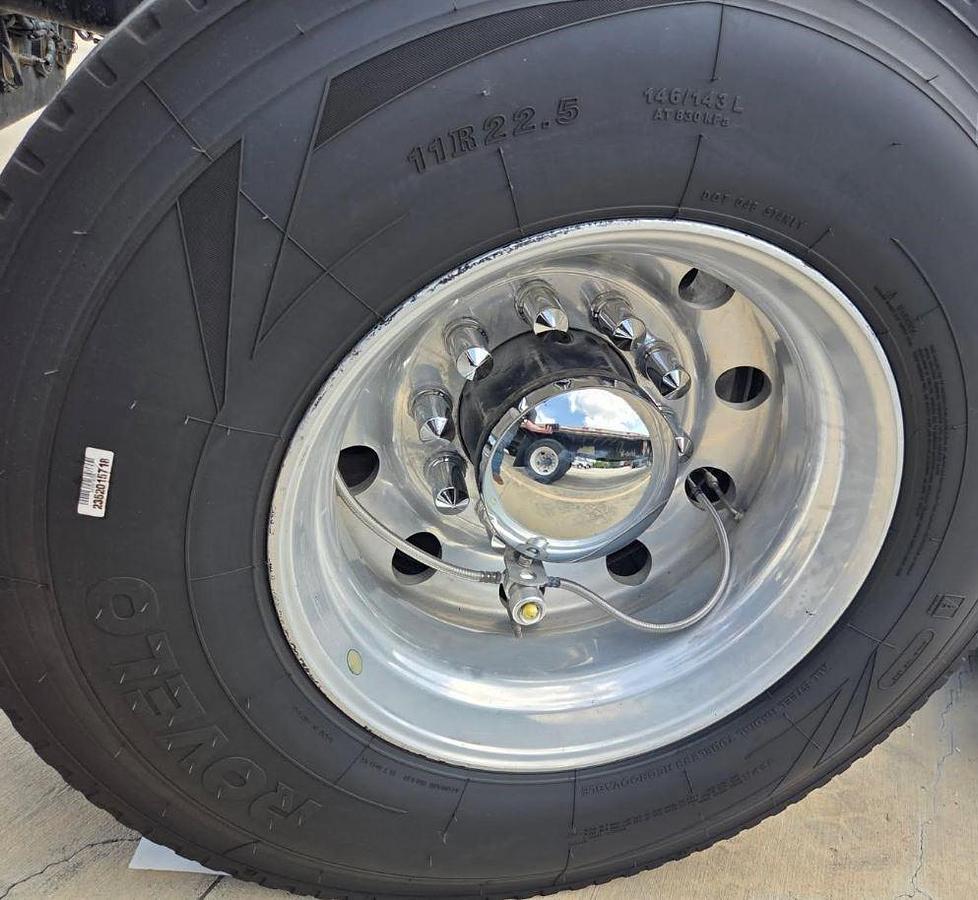 Used 2016 KENWORTH T660 Conventional Sleeper Semi