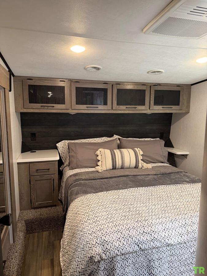 Used 2021 Heartland Gravity 3610 Fifth-Wheel Toy Hauler