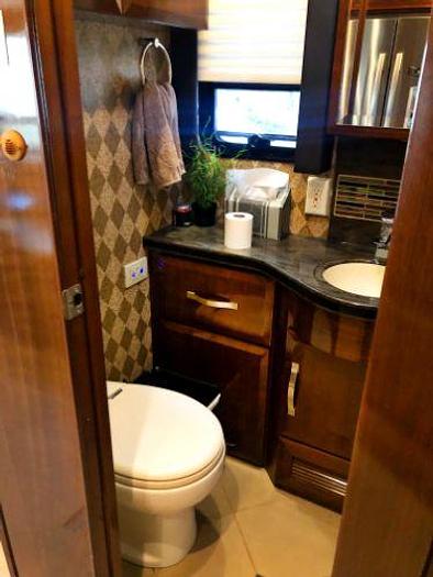 Used 2012 Newmar King Aire 4584