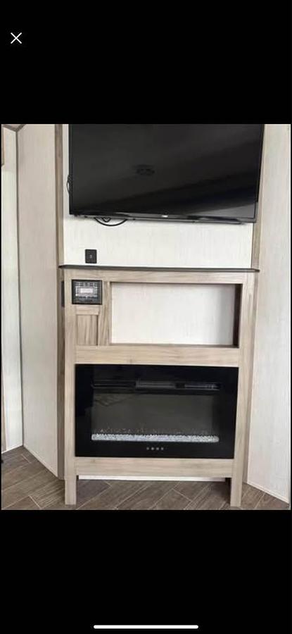 Used 2022 Forest River Cherokee Alpha Wolf 33BHL