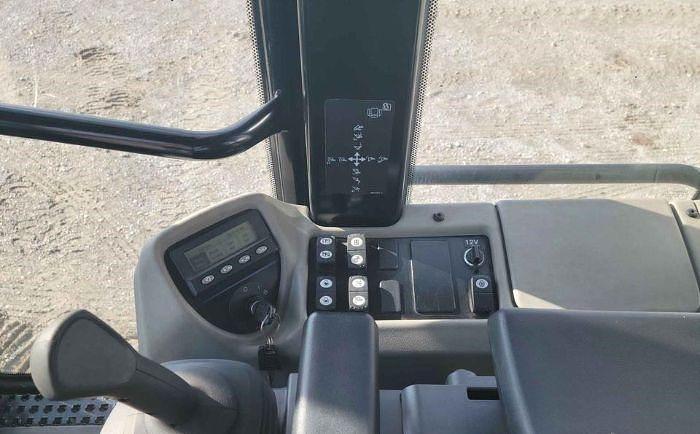 Used 2012 CATERPILLAR 953D