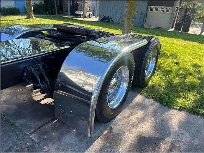 Used 2019 Peterbilt 389