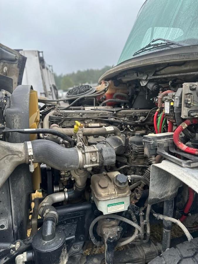 Used 2016 Freightliner 114SD Dump Truck