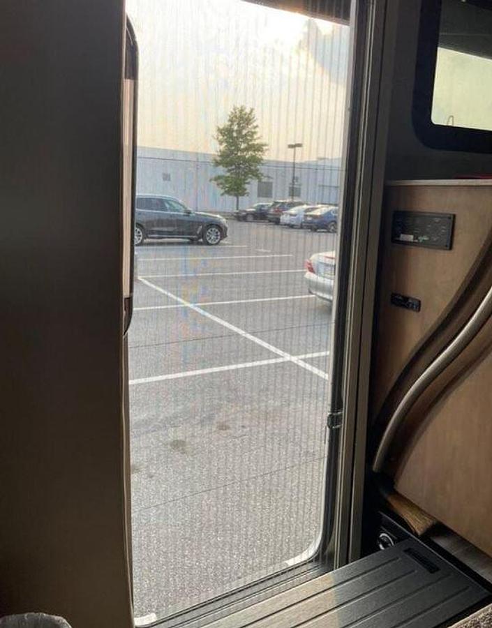 Used 2022 Tiffin Motorhomes Wayfarer 25RW Class C Motorhome