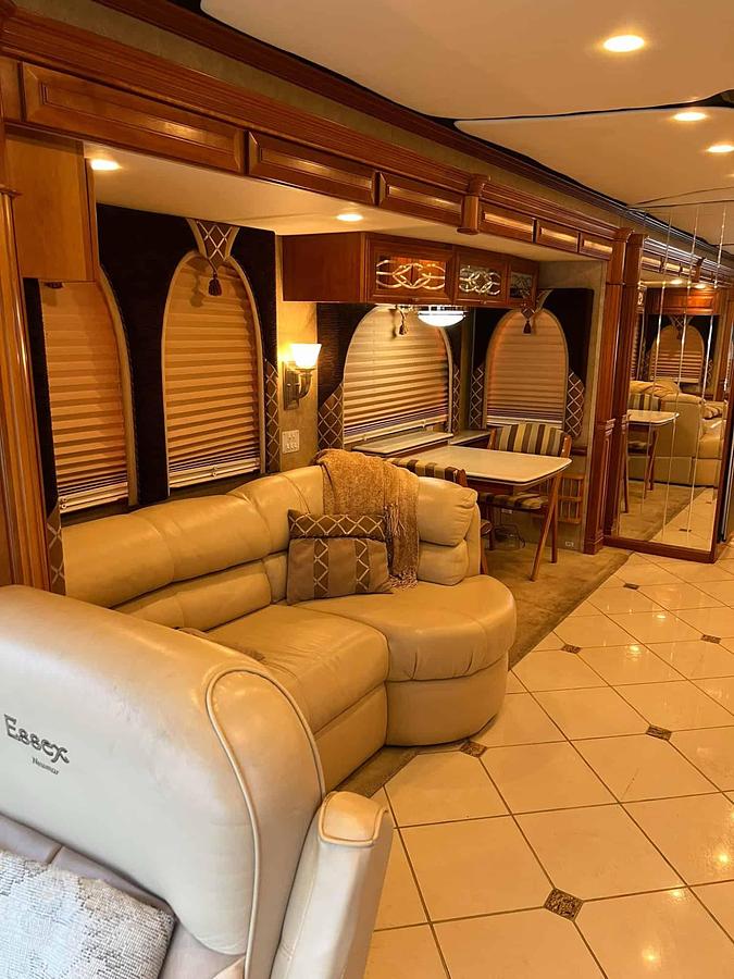 Used 2007 Newmar Essex 4510