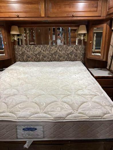 Used 1999 Fore Travel U320