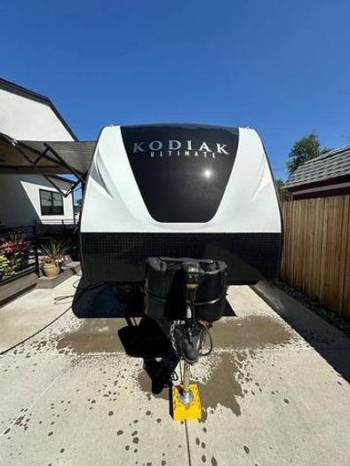 Used 2018 Dutchmen Kodiak Ultimate 240BHSL