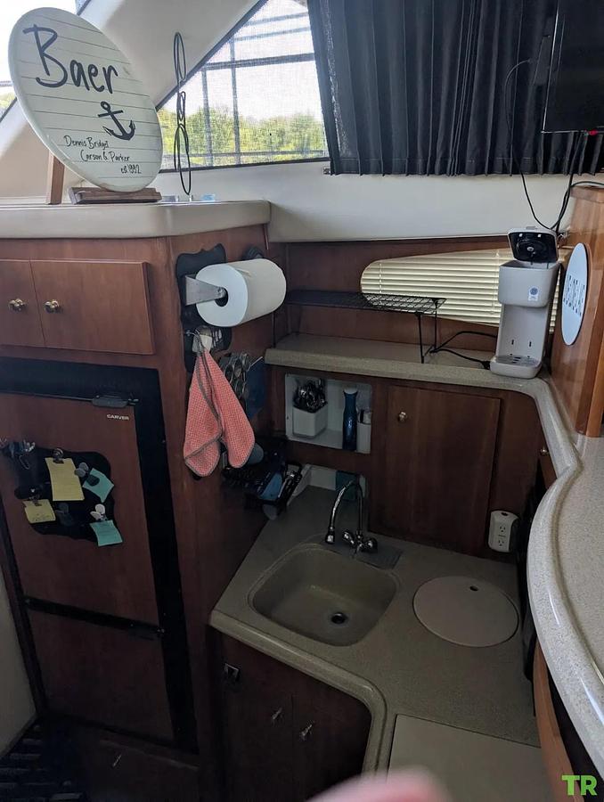 Used 2002 Carver 346 Motor Yacht