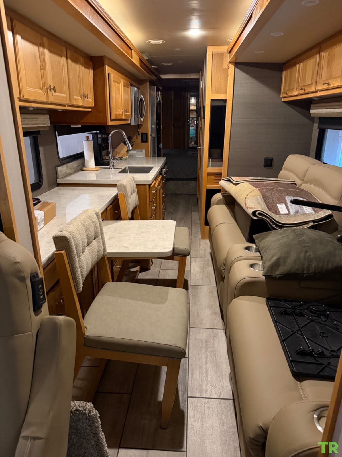Used 2022 Tiffin Allegro RED 33AL