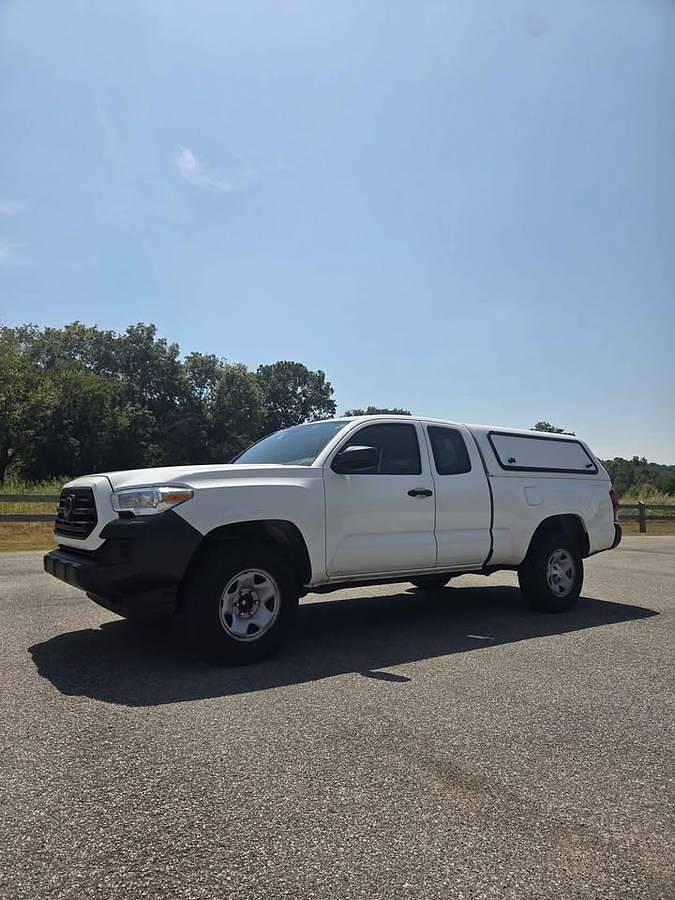 Used 2018 Toyota Tacoma Access Cab Pickup Truck