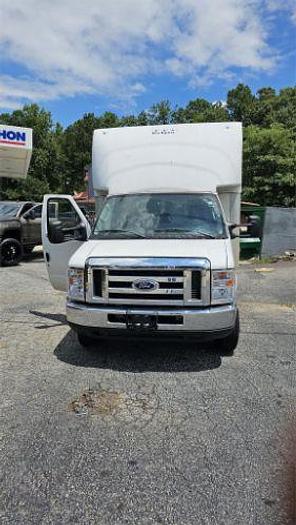 Used 2019 Ford E450 SD Box Truck