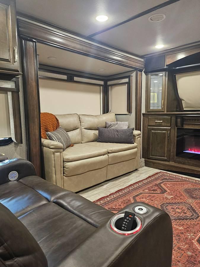Used 2021 Grand Design Solitude 380FLR