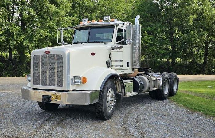 Used 2013 Peterbilt 367