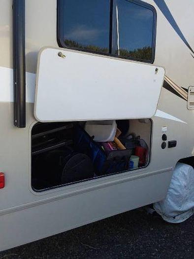 Used 2017 Winnebago Minnie Winnie