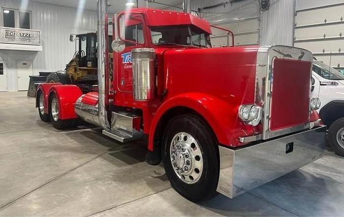 Used 1996 Peterbilt 379 EXHD with a 2003 Talbert Lowboy Trailer