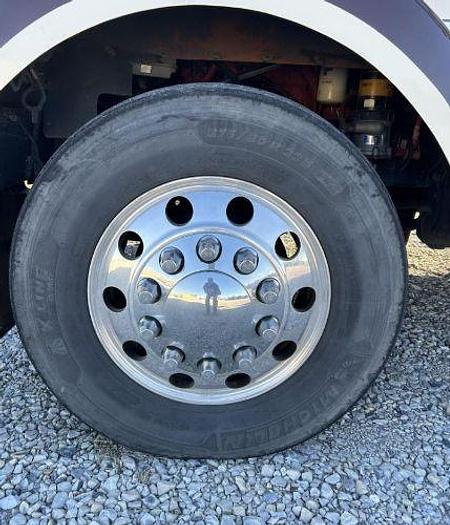 Used 2012 Freightliner Coronado 132