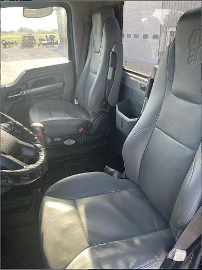 Used 2018 KENWORTH T880