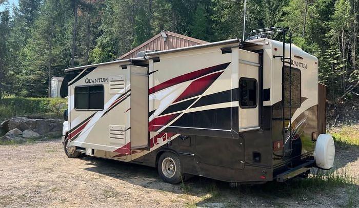 Used 2021 Thor Motor Coach Quantum LH26