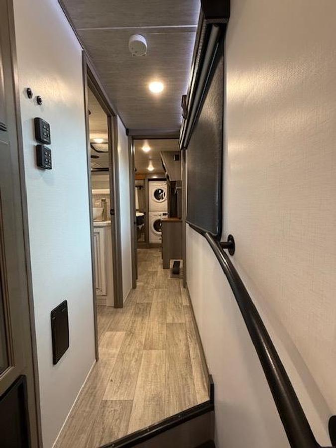 Used 2022 Keystone Montana Legacy Edition 3231CK