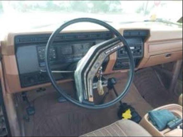 Used 1985 Ford Bronco 4WD Custom