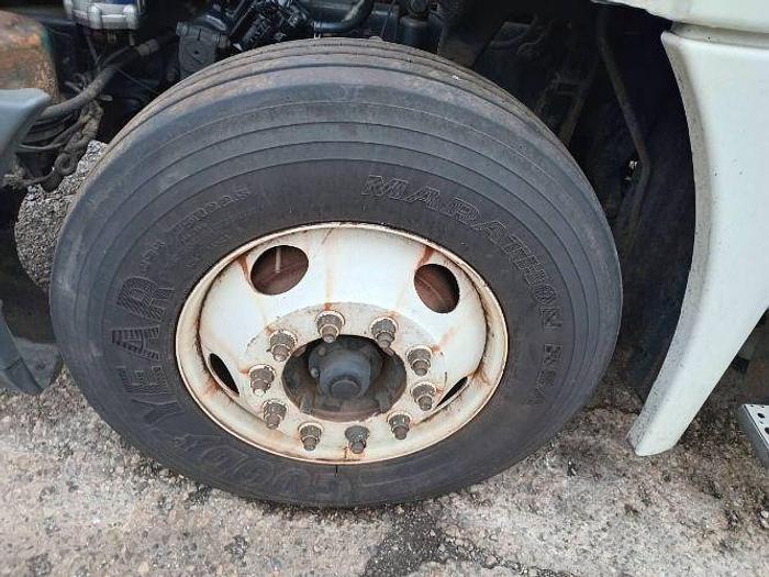 Used 2013 Freightliner Cascadia Semi Truck