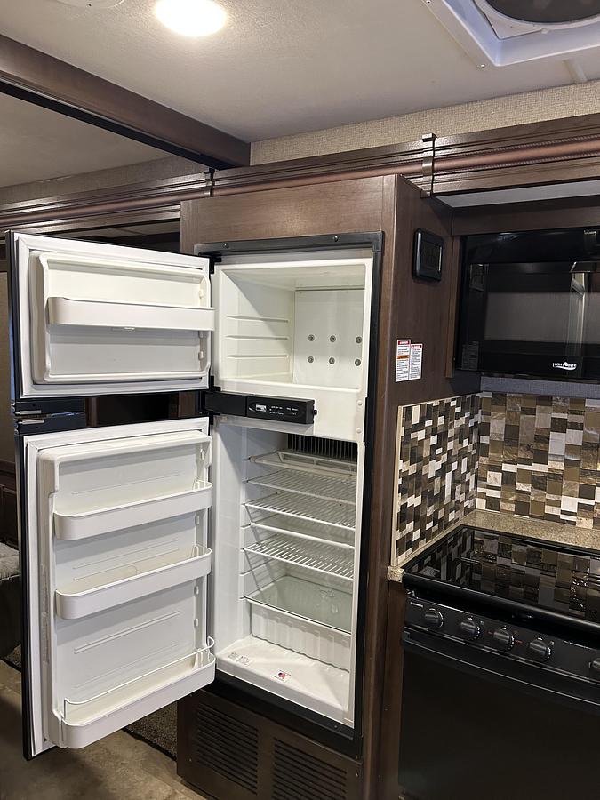 Used 2018 Thor Motor Coach Windsport 29M