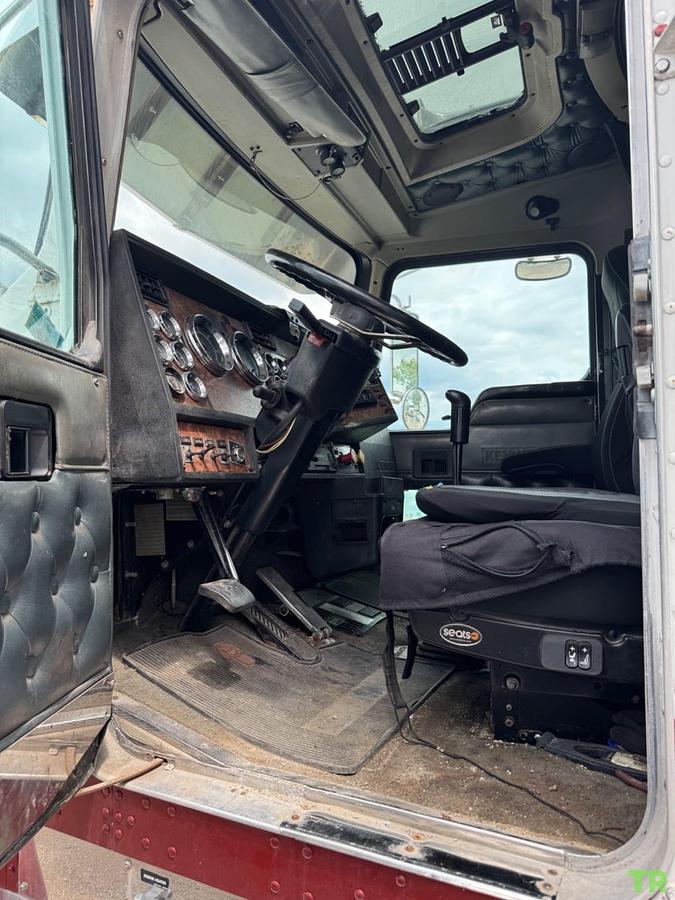 Used 2001 Kenworth W900