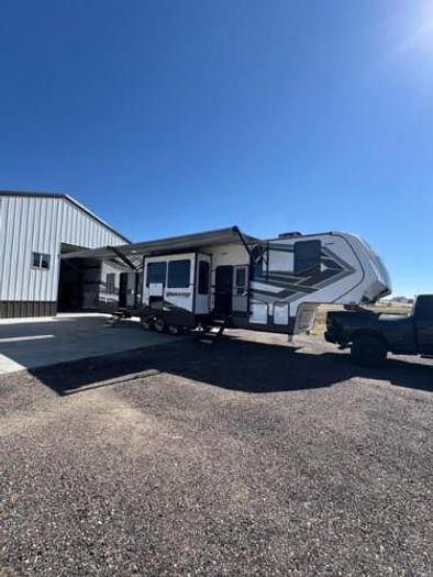 Used 2021 Grand Design Momentum M-Class 381M