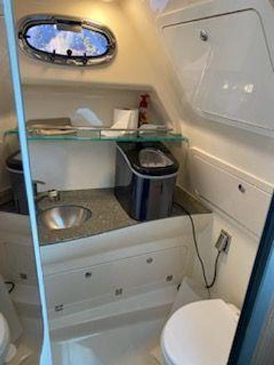 Used 2020 Boston Whaler 315 Conquest Pilot House