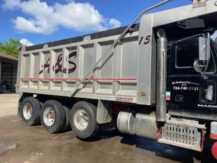 Used 2016 Mack GRANITE GU713