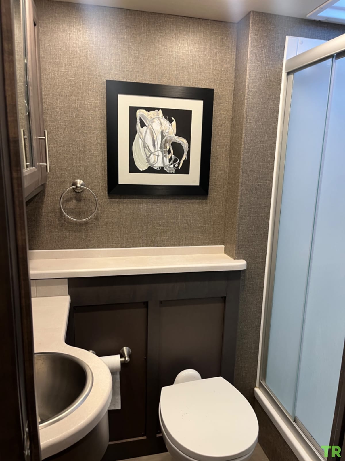 Used 2022 Thor Palazzo 33.5 | Diesel Pusher | Bath & a Half | Bunkhouse | Only 7,200 Miles | Private Owner