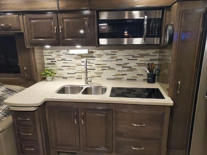 Used 2020 Entegra Reatta XL 39T2