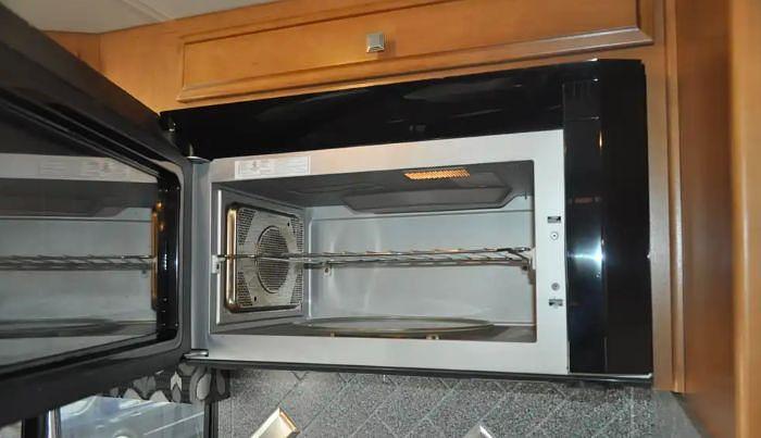 Used 2017 Newmar Bay Star 3401