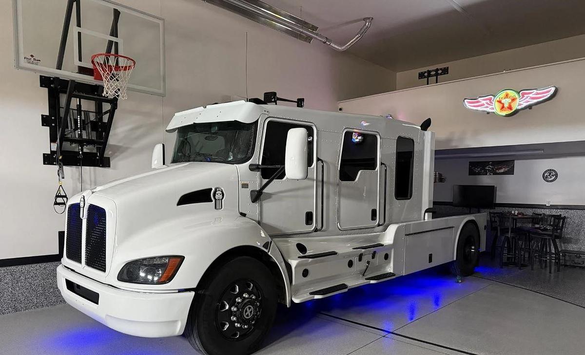 Used 2014 Kenworth T270