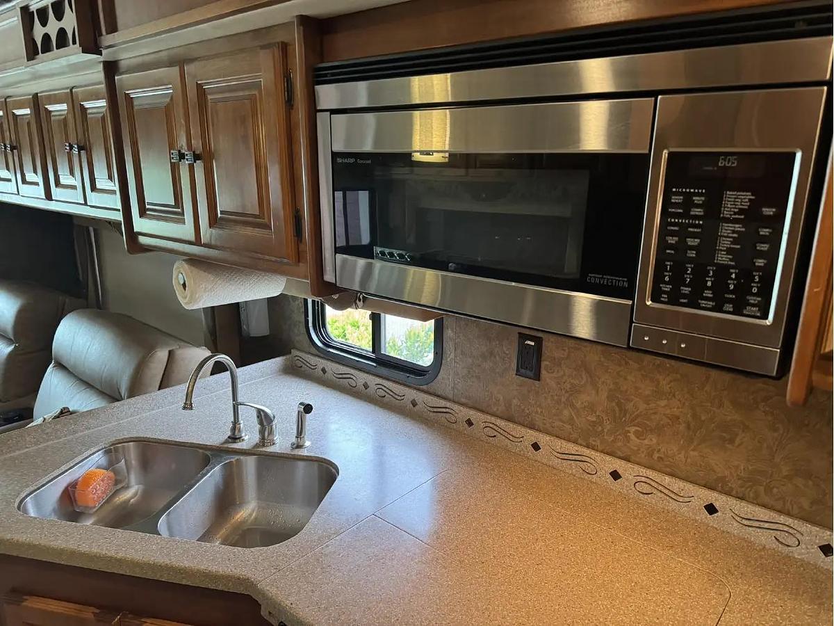 Used 2014 Tiffin Allegro RED 34QFA