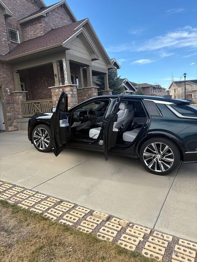 Used 2024 Cadillac LYRIQ Luxury 3