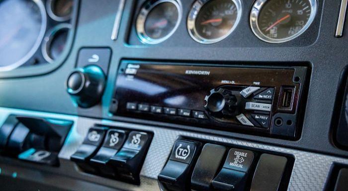 Used 2020 KENWORTH T880
