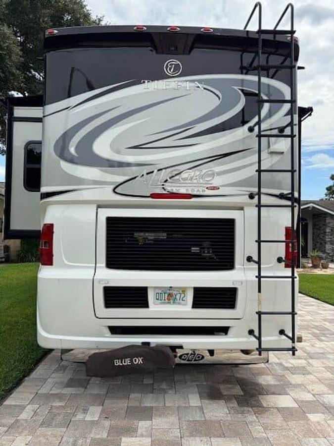 Used 2017 Tiffin Motorhomes Allegro Red 33AA Class A Motorhome