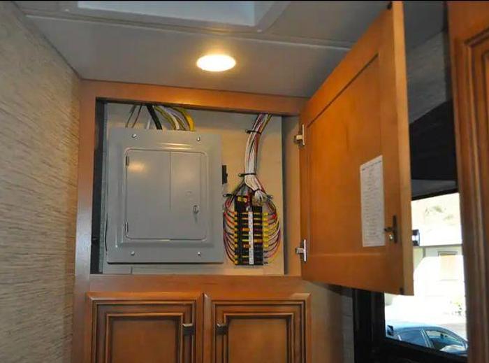 Used 2017 Newmar Bay Star 3401