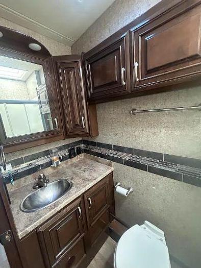 Used 2018 Thor Motor Coach Outlaw 37GP