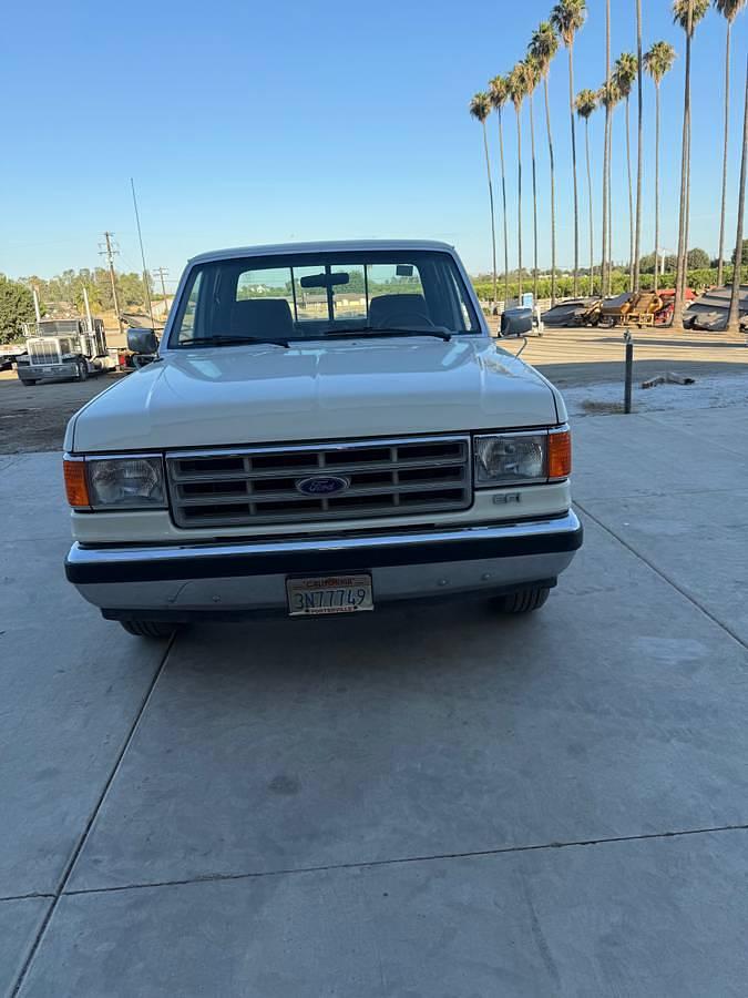 Used 1988 Ford F150 Lariat Pickup Truck