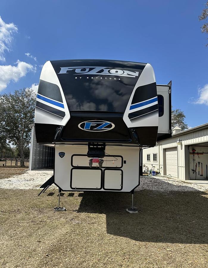 Used 2023 Keystone Fuzion 430 Fifth Wheel Toy Hauler