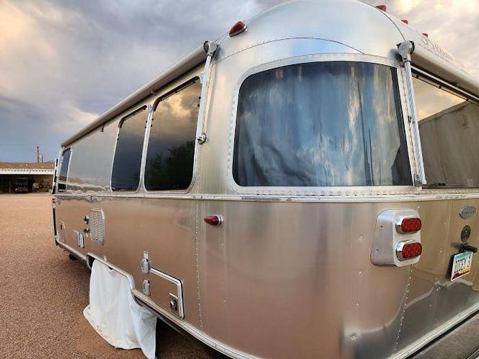 Used 2017 Airstream Flying Cloud 25FT