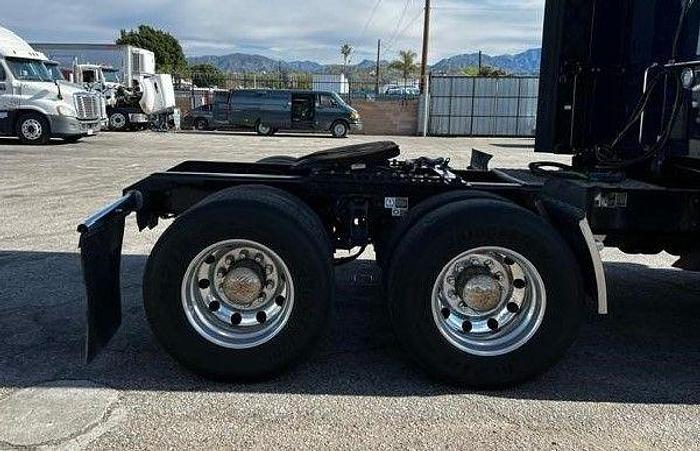 Used 2022 KENWORTH T680