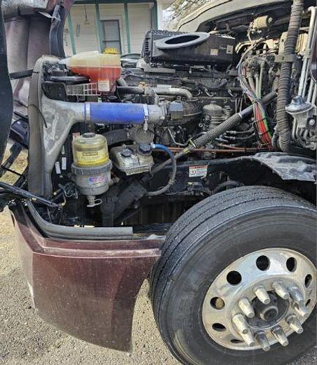 Used 2020 Freightliner CASCADIA 126