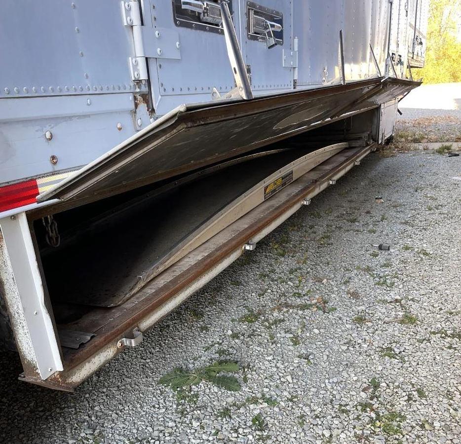 Used 2006 Kentucky 53ft X 102 In